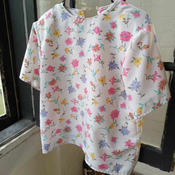 Vintage Tops - Jack Mulqueen Floral Top
